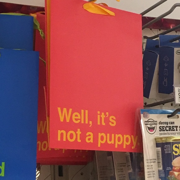 Meet your Posher, Whitney - Picture 1 of 1